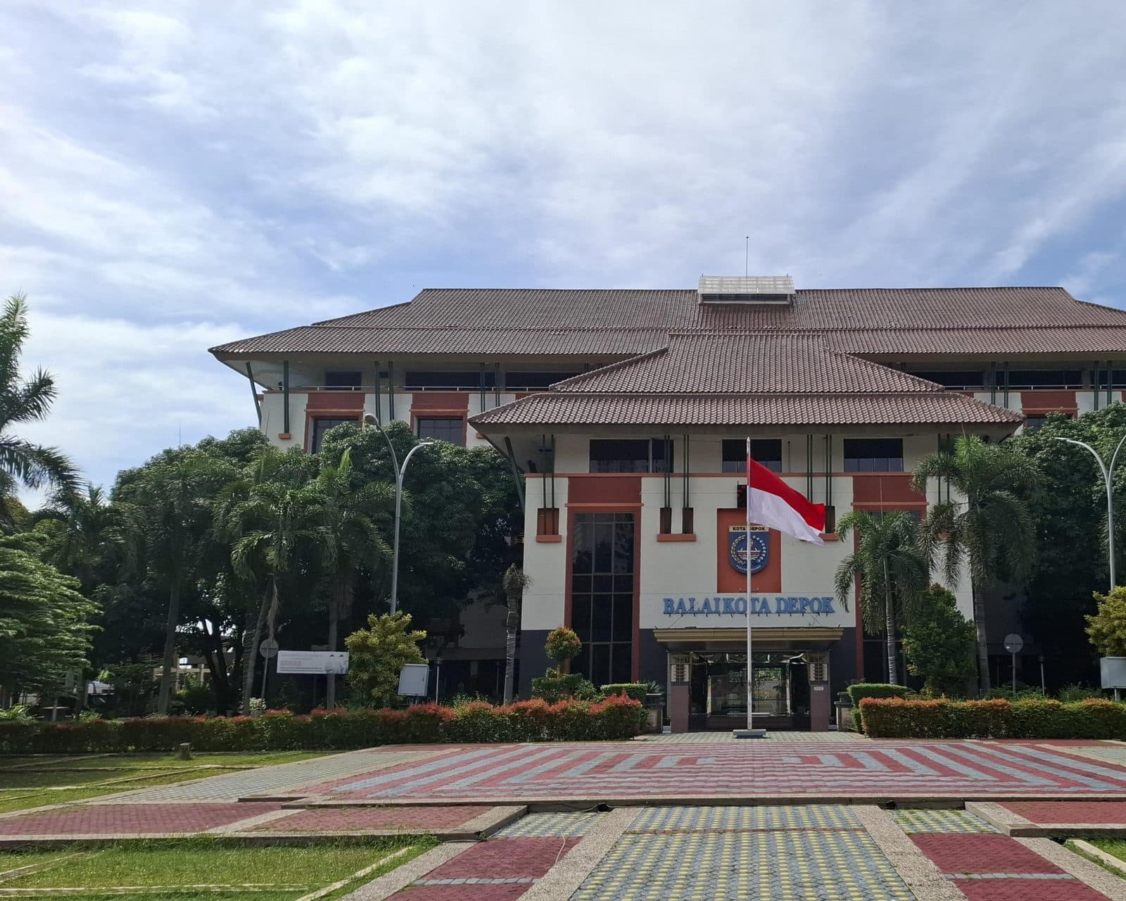 Balai Kota Depok, kantor Pemerintah Kota Depok.